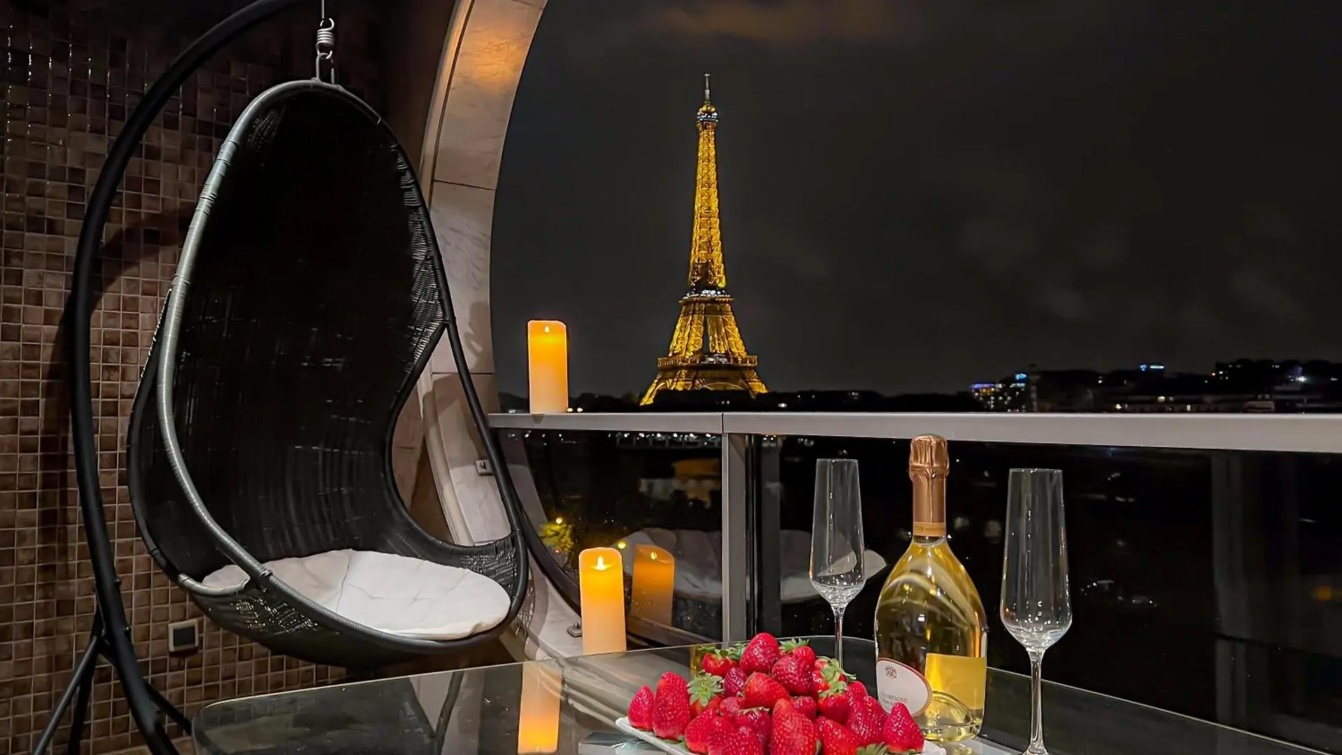 Guest house Les Amoureux De La Tour Eiffel *